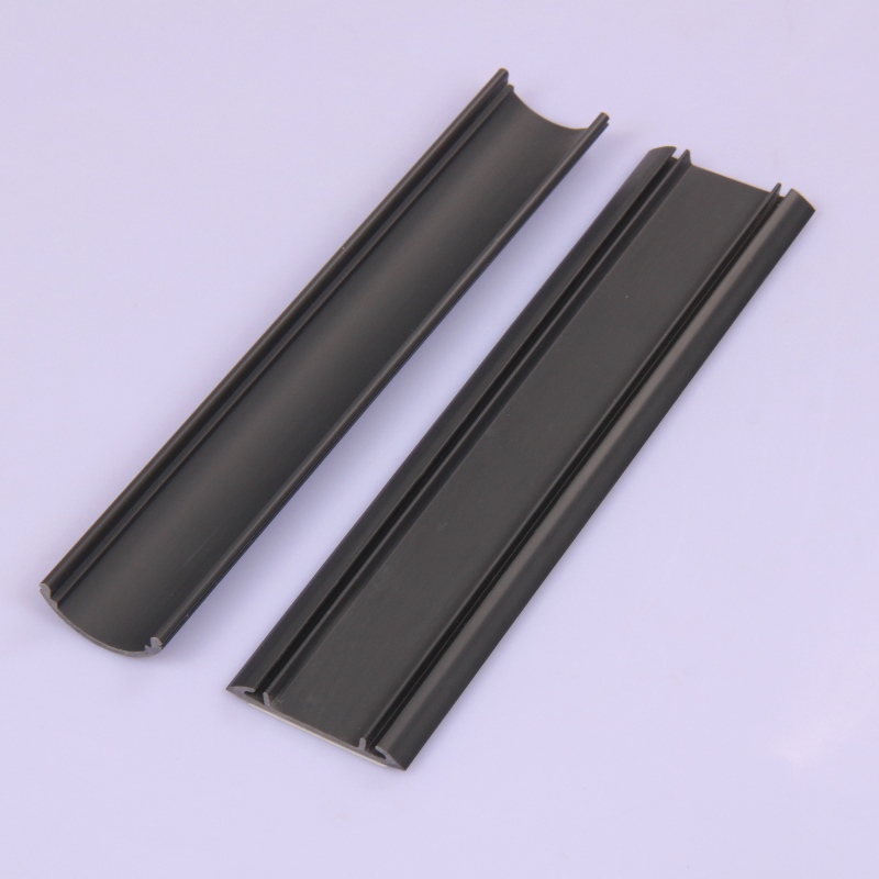 Kẻ che chắn cáp dưới sàn nhựa nhựa bao trùm dây thừng bằng nhựa dẻo