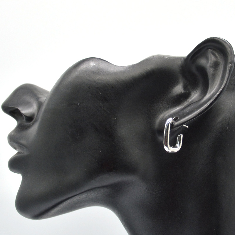 Hoa tai chữ cái không gây dị ứng Nữ người mẫu Cô gái bằng thép không gỉ Quà tặng không chứa niken cho bạn gái, vợ, con gái và em gái, cháu gái, Trung Quốc, Nhà máy trang sức Ruifanbao