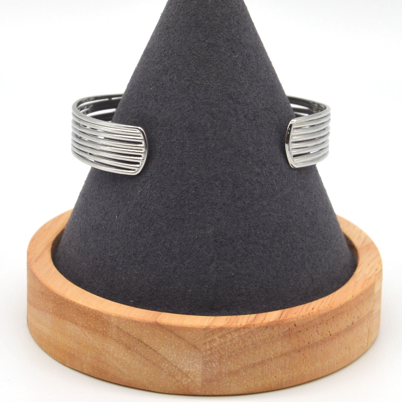 Brace Brace Brace Brace Brace Bracciaetto