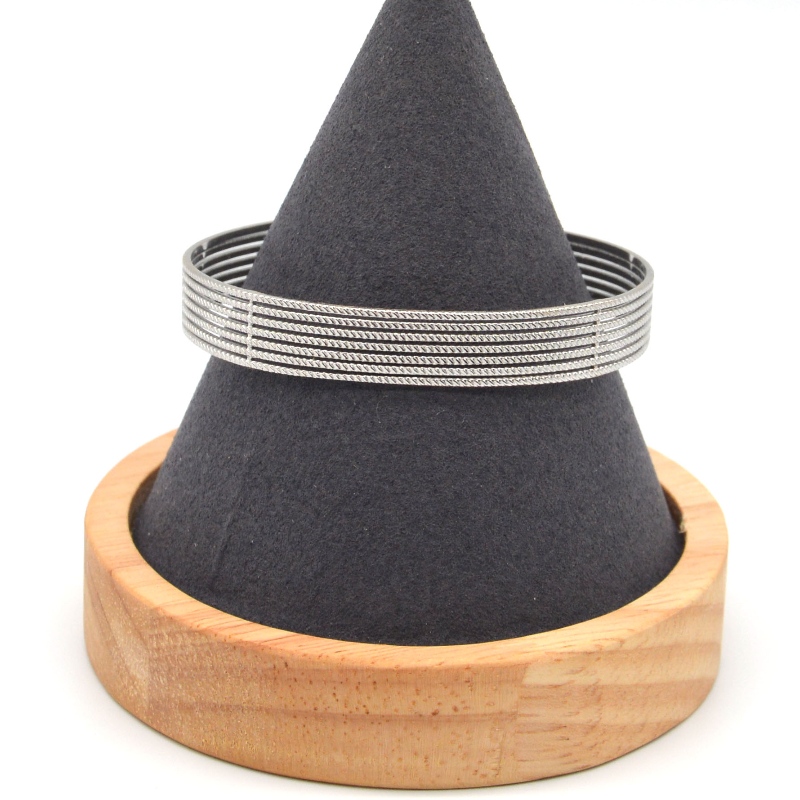 Brace Brace Brace Brace Brace Bracciaetto