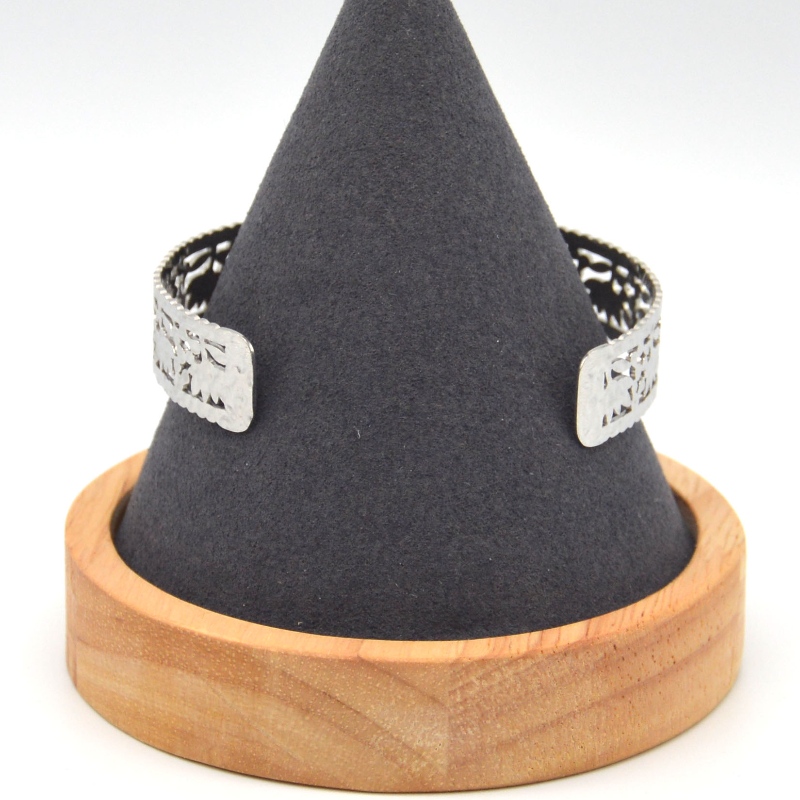 Brace Brace Brace Brace Brace Bracciaetto