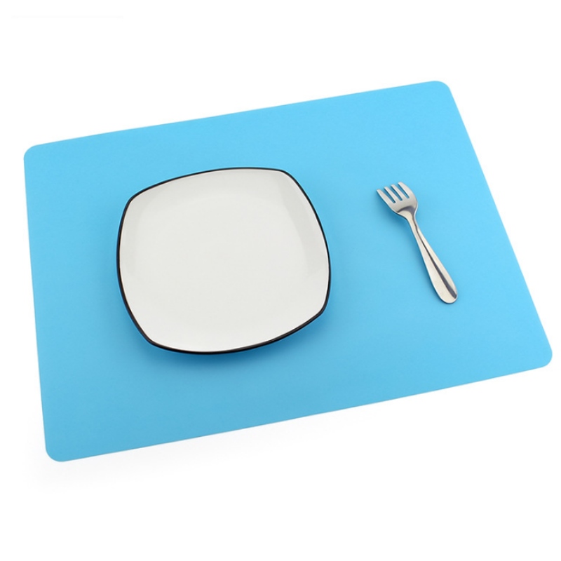 Thảm nhựa cứng