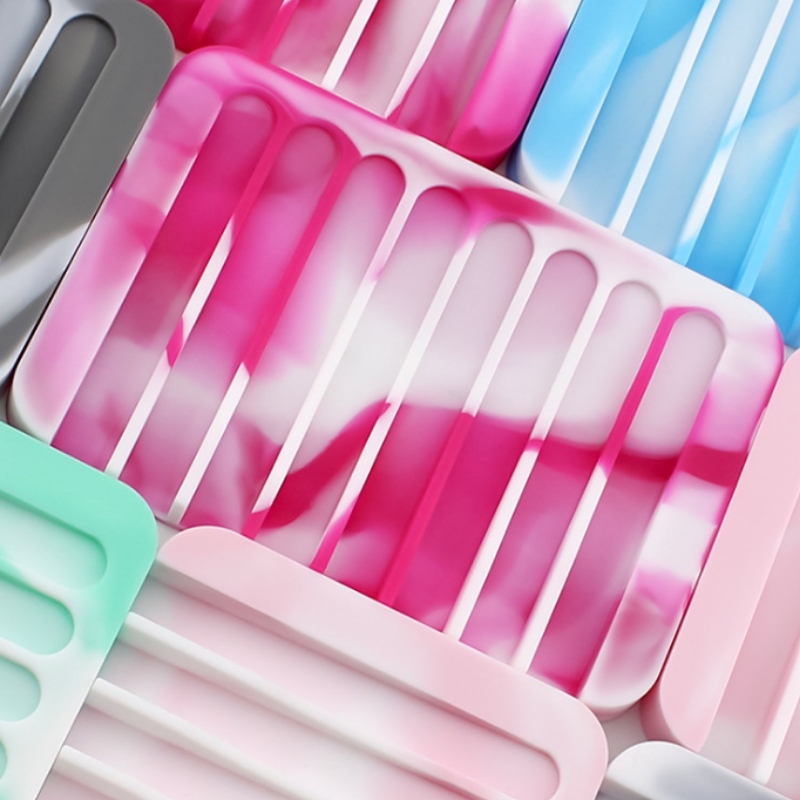 Giá đựng xà phòng nhỏ giọt màu hỗn hợp vuông