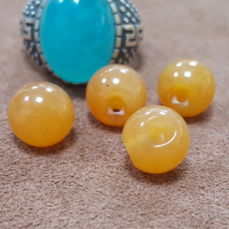 Red Dongling ngọc bích bên lỗ Qipao nút đầu đá quý tự nhiên bán đá quý phụ kiện trang sức tùy chỉnh nhà máy chế biến