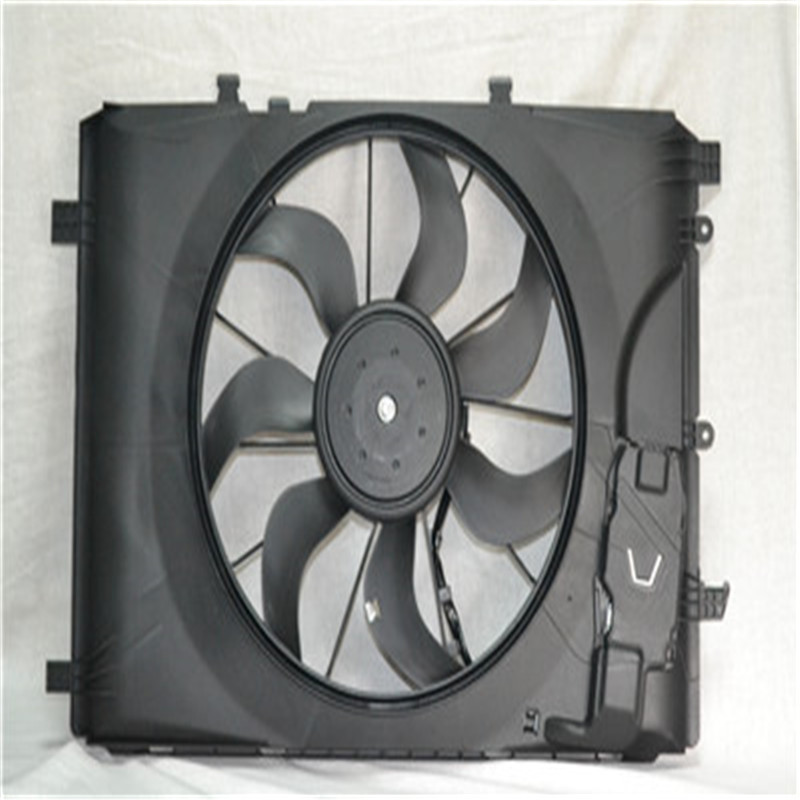 Quạt làm mát động cơ A2465000093