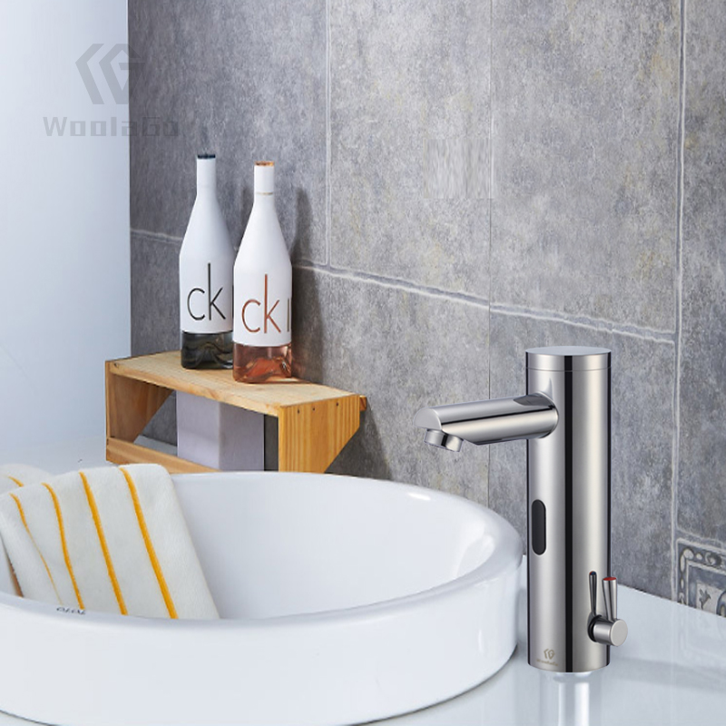 Bộ điều hoà cảm biến tự động