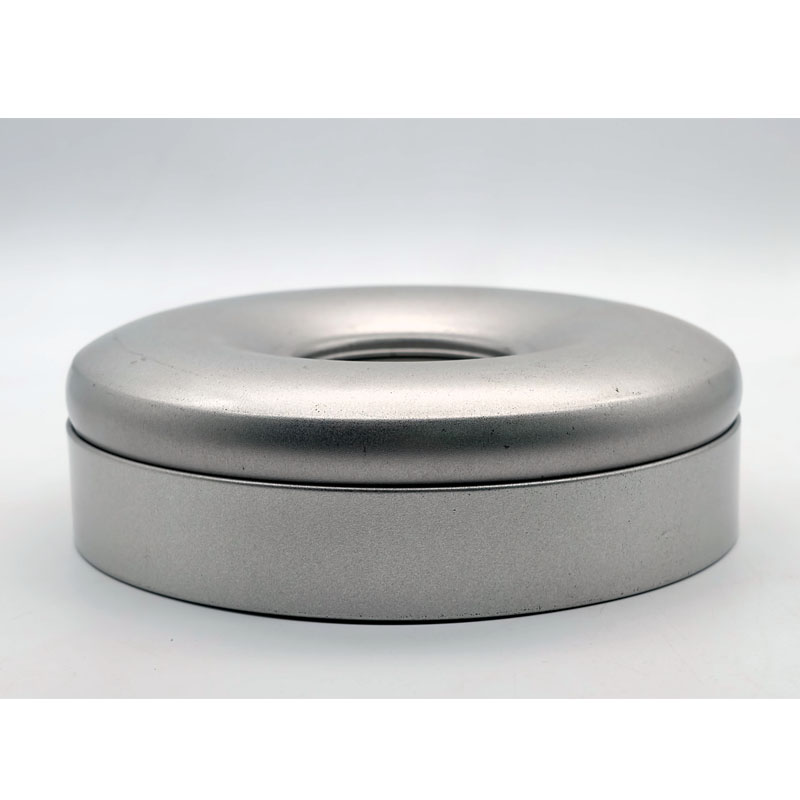 Hộp thiếc hình nhẫn