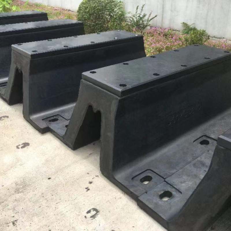 Đối tượng bằng cao su biển lớn