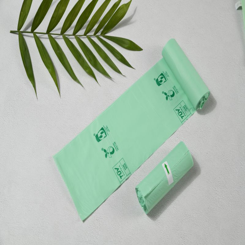 bột ngũ cốc có nền sinh sản 100. Các túi rác dễ đổ trên cuộn.