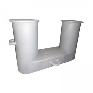 Đô kiện thuyền Thép, hai thanh chắn ngang cho neo tàu