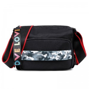 Nhà sản xuất Bán buôn 2020 Thời trang mới Phụnữ Túi vuôngnhỏ Túinylon Dây điện thoại di động Túi đơn Vai chéo chéo Túi tùy chỉnh