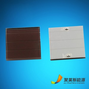 Tấm gương mặt trời Amonrphous silicon được dùng ngoài trời. Name