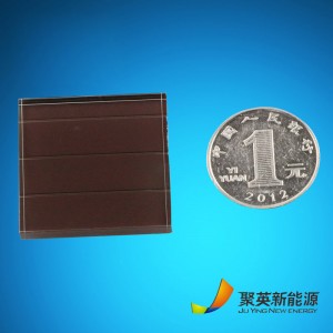 Tấm gương mặt trời Amonrphous silicon được dùng ngoài trời. Name
