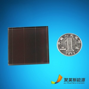 Tấm gương mặt trời bằng silicon được dùng ngoài trời