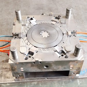 Nhà máy Trung Quốc Khuôn ép nhựa tùy chỉnh chất lượng cao