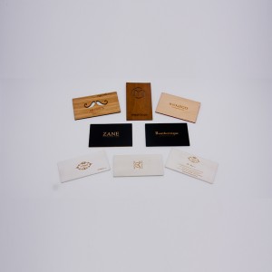 Thẻ kinh doanh bằng gỗ