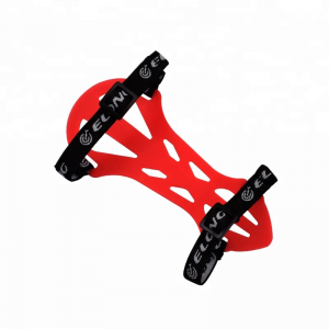 Elongngoài trời 440001 Guard Cao su mềm có thể điều chỉnh bắn cung hai mặt bằng cách sử dụng bảo vệ