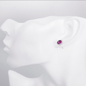 Phiên bản Hàn Quốc của bông tai tròn đơn giản