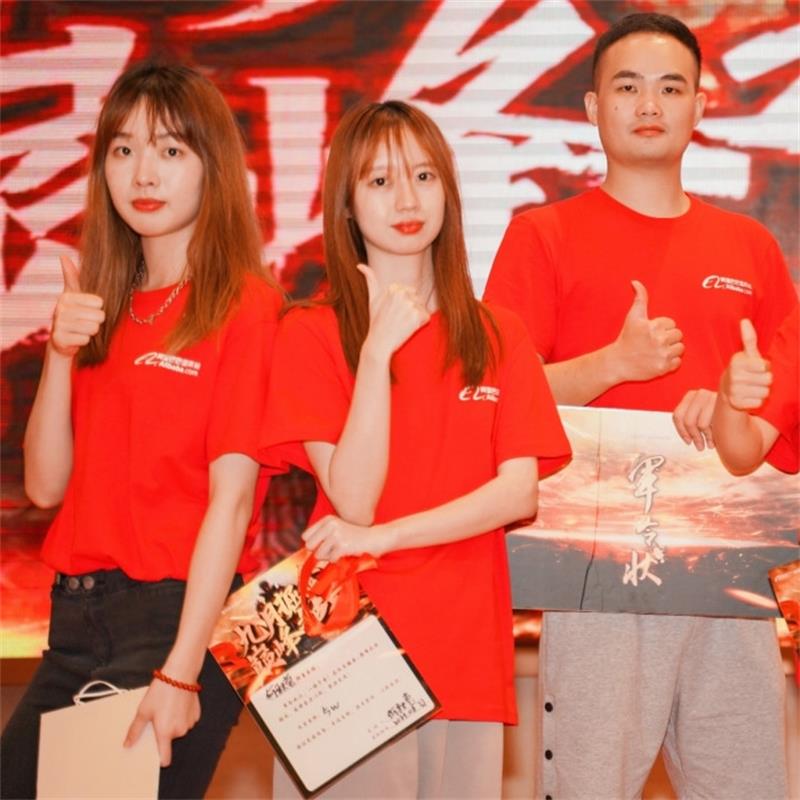 Hoạt động xây dựng độingũ Elongngoài trời