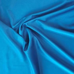 Polyester vải tái chế