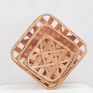 Giỏ hoa trang trí