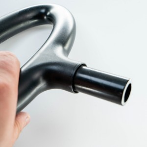 Tay cầm bằngnhựa 3.