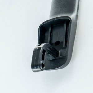 Tay cầm bằngnhựa 7.