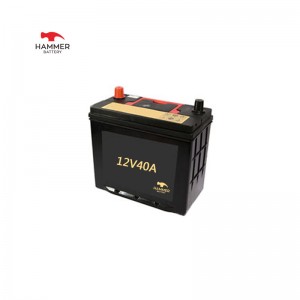 Ắc quy xe 12V40A.