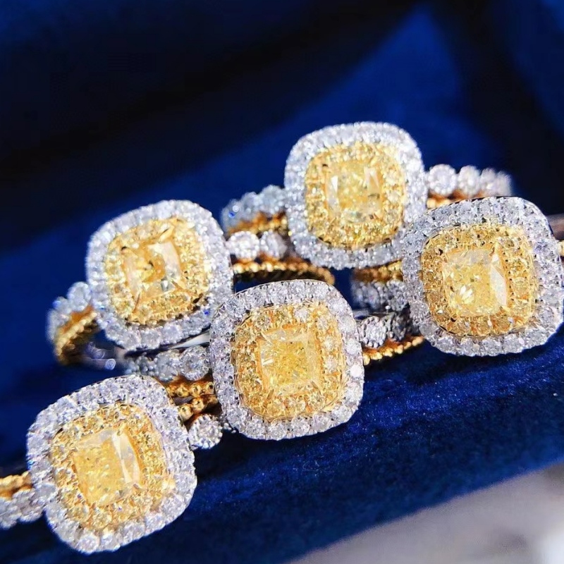 Luxury Custom Made 9k/10K/14K/18K Nhẫn vàng rắn Prinpcess Cắt 0,6ct Nhẫn đính hôn