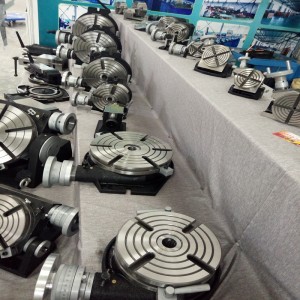 Đầu phân chia toàn diện vàngang