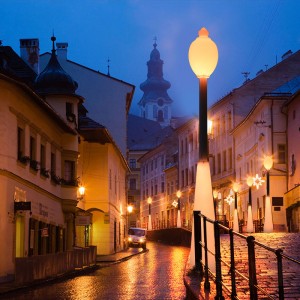 Đèn đườngngoài trời LED Đèn đường với cực, màu RGB 60W Thay đổi ánh sáng đường phố không thấmnước đẹp cho vườn, hiên, công viên, trường học, bãi cỏ, biệt thự, ánh sáng đường phố và trang tr...