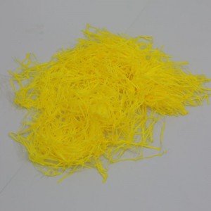 Màu vàng làm đầy giấy vụn