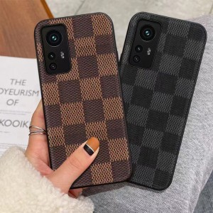 Nó phù hợp cho vỏ điện thoại di động xa xỉ Xiaomi12Pro. Nó được bọc hoàn toàn bằng da giả thương hiệu lớn bằng tay. Đó là một hộp da bảo vệ bằng chứng mùa thu và chứng minh