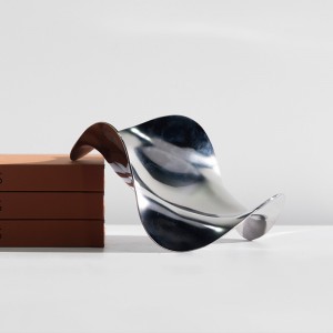 Khay lượn sóng bạc