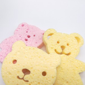 Hình gấu nhỏ lau chùi bọt biển ma thuật. Xà bọt biển Nhà thực vật.