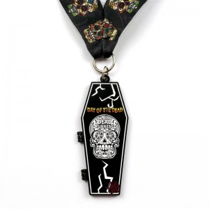 Metal Die Casting 7/8 inch Matte Black Metal Huy chương Halloween Clamshell Huy chương thể thao