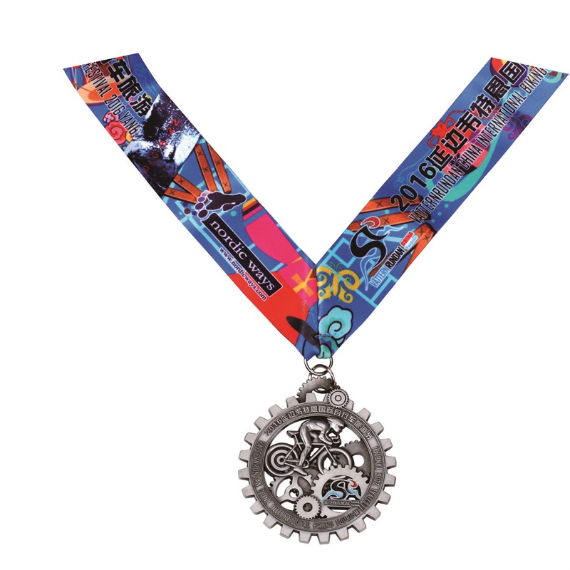 Huy chương xe đạp Huân chương Tùy chỉnh Thiếu Huy chương Toàn cầu Triathlon