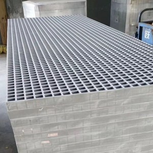 FRP sợi thủy tinh có độ dày 30 mm bề mặt mặt lõm GRP