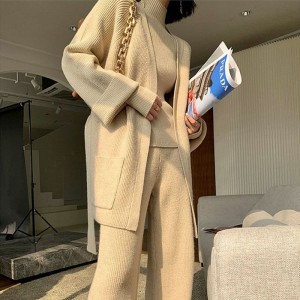 Mùa đông 2023 Thiết kế mới Thiết kế cổ cao Pullover Dải áo len dài tay áo dài tay 3 bộ áo len phụnữ