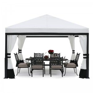 Gazebo trong vườn với máinhà có thể thu vào