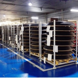 Thép xếp chồng lênnhau