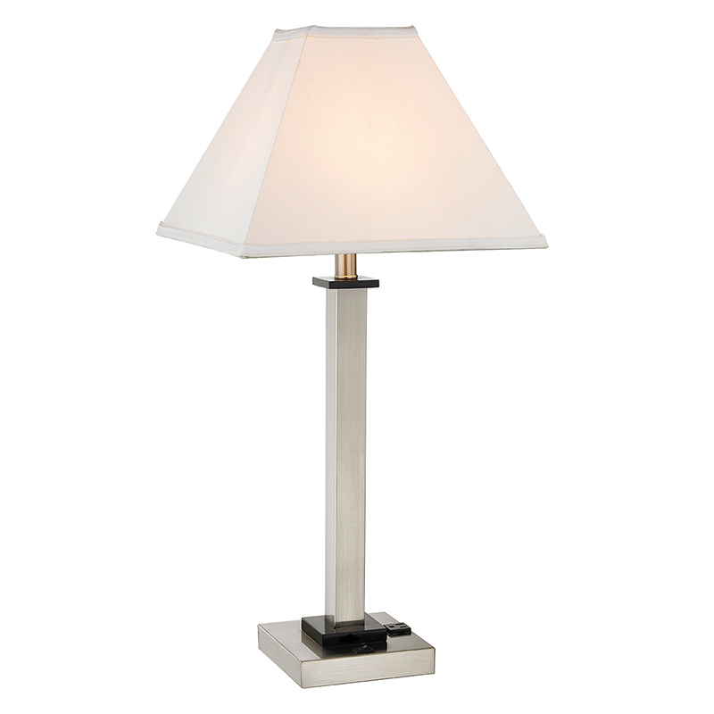 Đèn bàn trong đầu giường ở phòng khách