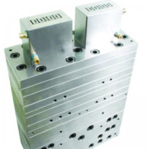 Pe khuônnhựa bằng gỗ