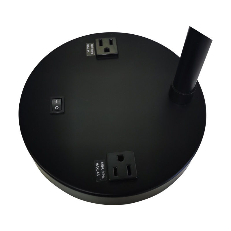 Hai tông màu bàn làm việc với màu đen và màu vàngnhạt, một công tắc rocker trên/off và hai cửa hàng thuận tiện trong phòng khách