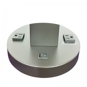 Hai tông màu đen và đèn kết thúcniken có một công tắc rocker/off và hai cửa hàng thuận tiện tại phòng khách