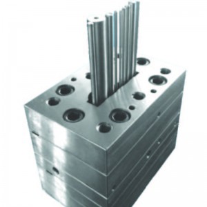 Khuôn đùnnhựa với cạnh cửa sổ