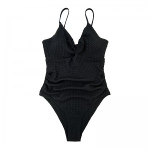 Sling một bộ đồ bơi xếp li