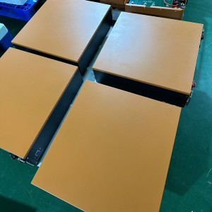 Lưu trữnăng lượng 51.2V 100Ah 200Ah Wall&Rack 2 trong 1 gắn pin lithiumnăng lượng mặt trời LIFEPO4 với màn hình LED thông minh&Ứng dụng di động