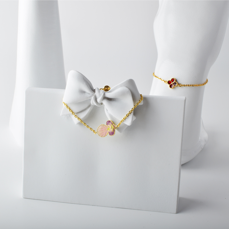 Mẫu mới 4 hoa đào rỗng A vỏ trắng hoa đào phụ kiện vòng tay