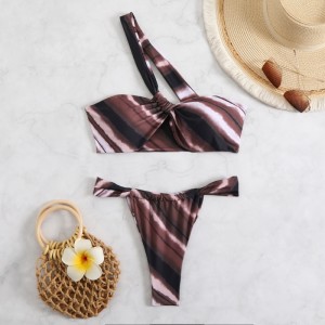 Hai-bộ đồ bơi. Gợi cảm-Vai quây bikini với thiết kế không có lưng. Đồ bơingoại thương kiểu châu Âu và châu Mỹ cho QT bán buôn-Giá 25018:$79,99